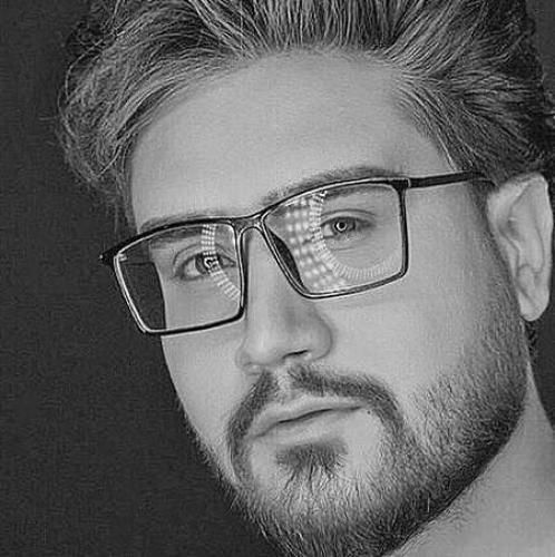 مهرزاد اسفندیاری مو مشکی