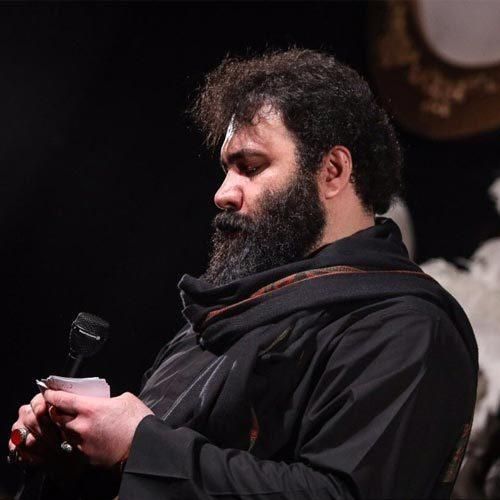 مهدی اکبری سلام آقا که الان روبروتونم