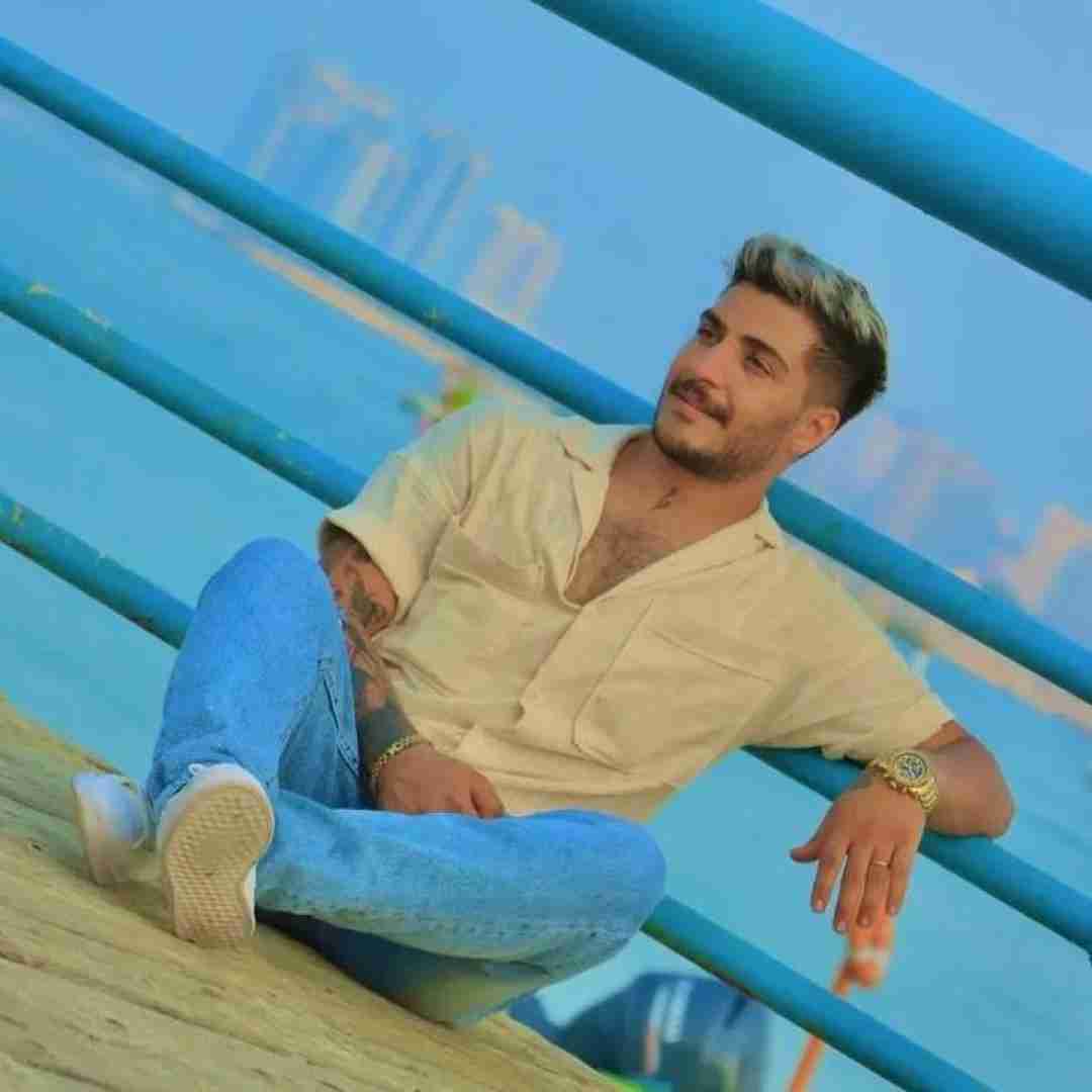 آرمین برمایه اگه هنوز هرشو و یاد تو مسم