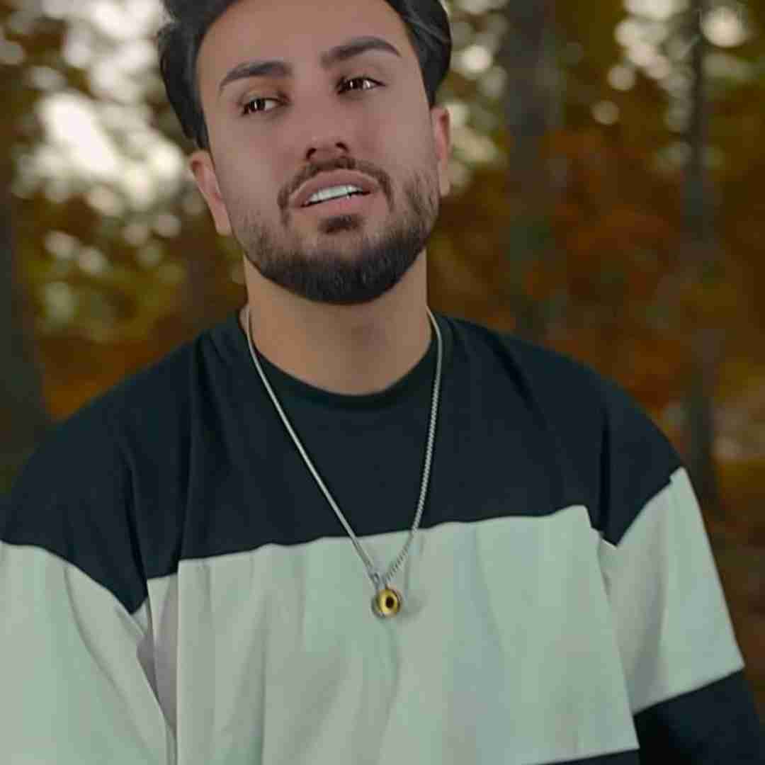 سالار صفرزاده تو بیا نزار دورت بگردم گوشی تو دستمه یه ریز