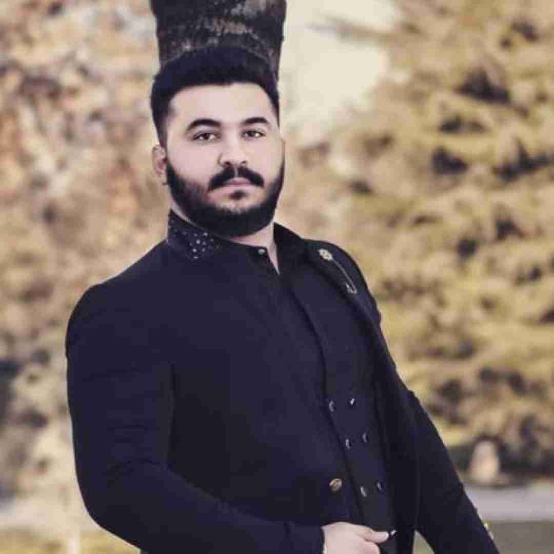 رضا کرمی تارا تو چه میدانی از نداری و بی پولی به هر دردی زدم