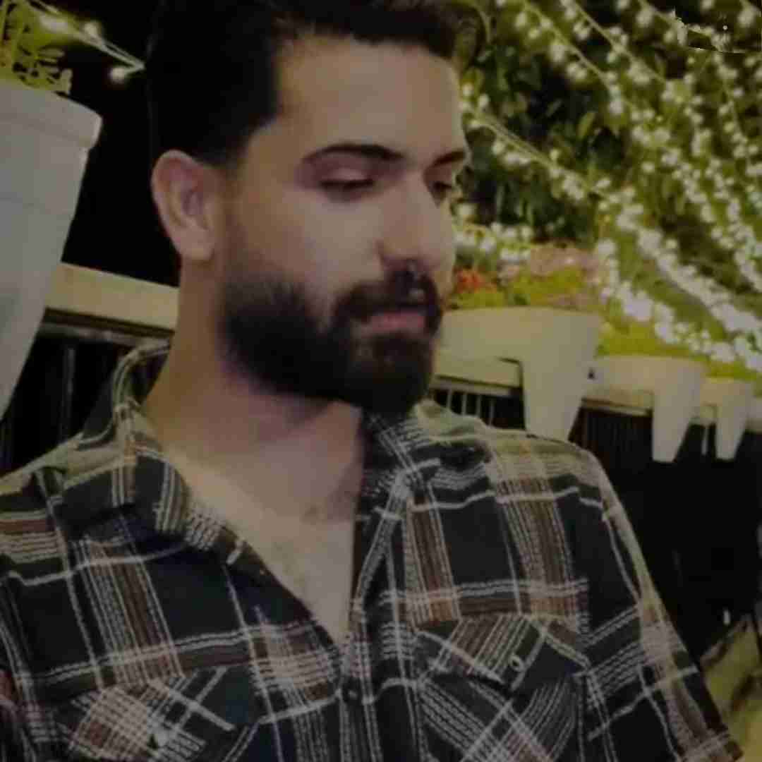 احمد فتحی لنگ توم چقد دل تنگ توم همش به خیال بافتنه