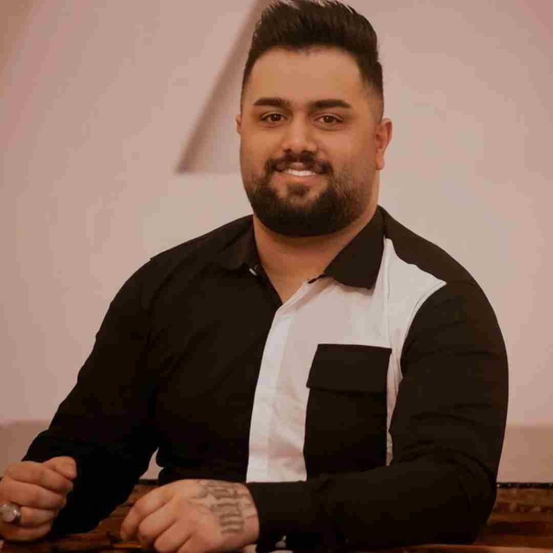 بهنام حسن زاده کاریزما