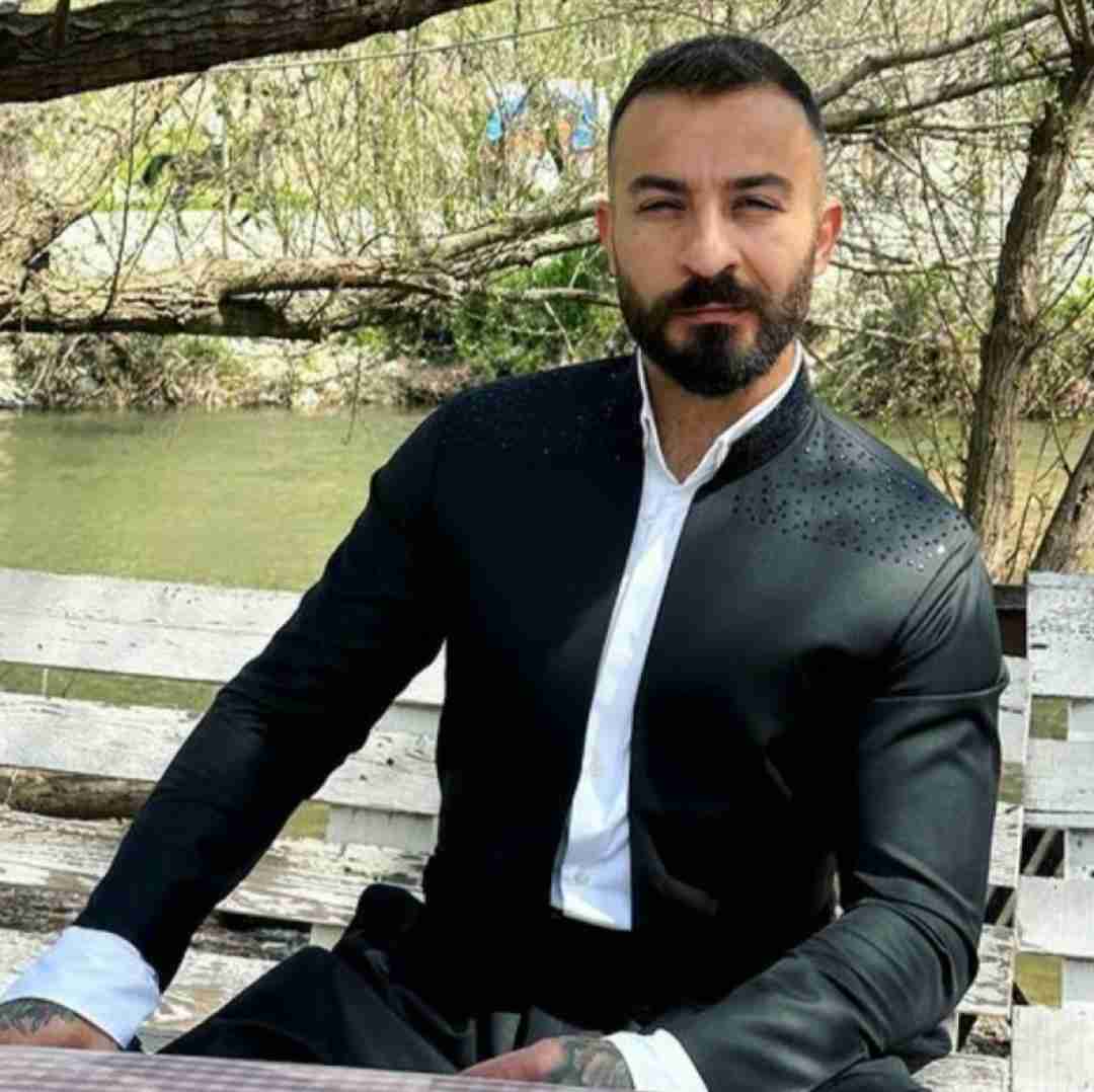 آریاس جوان تو بارانی