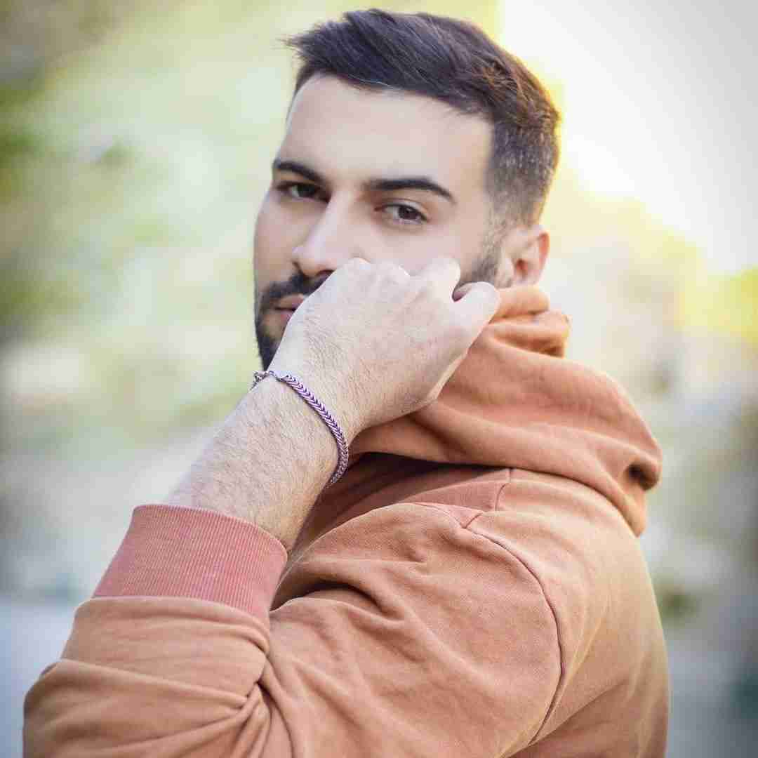 کیوان به مولا مغزم لنگ شنیدنه صداته