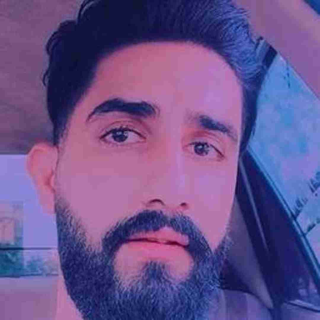 محمد امیری چرا تو اصلا هیچی حالیت نی عوضی مغز منه