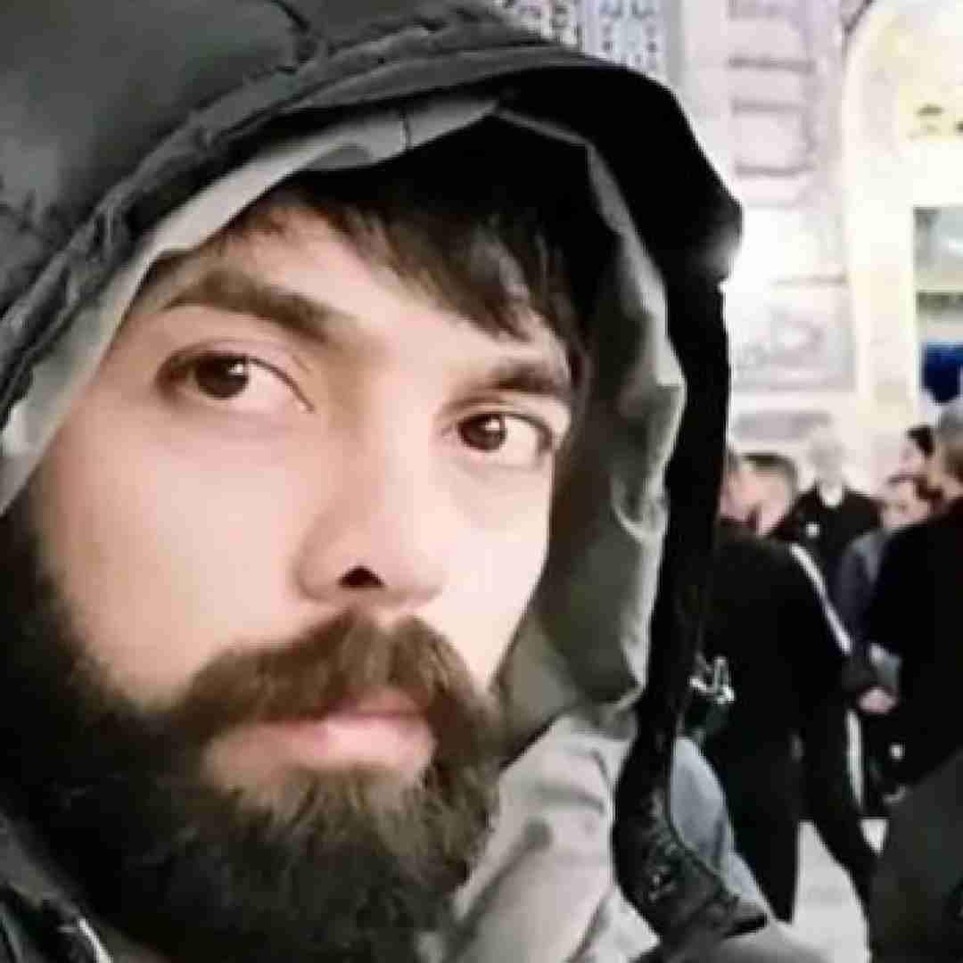 صابر احمدی تاروت