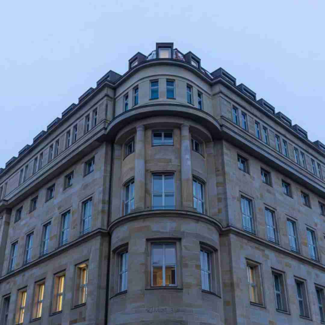  در سکوت شب خانه زد فریاد با صدای پسر اینستایی (ورژن غمگین)