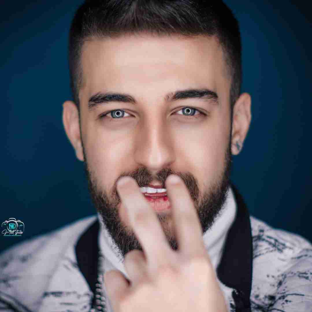 آبراهام نه دیگه نمیبخشمت هرچی کشیدم ازت دیگه بسمه