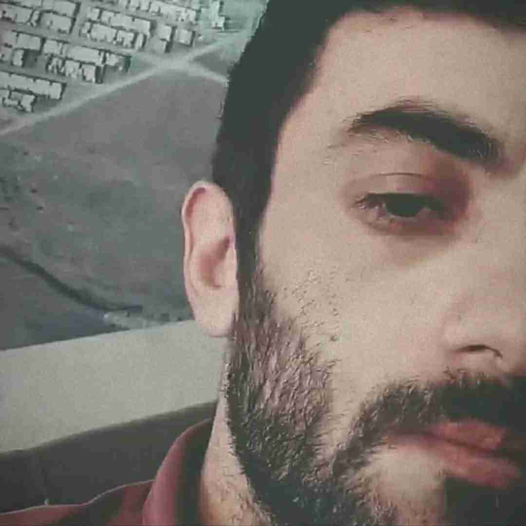 رشید رضایی تو مرا آزردی که خودم کوچک کنم از شهرت