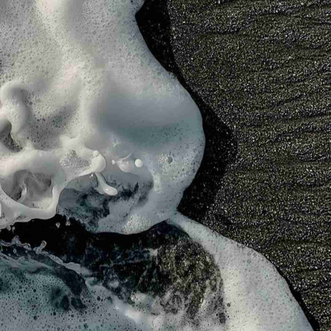 نبود نرمال واسم حست مثه شب اول مستیت