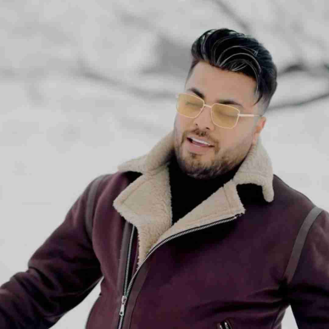 امید عقابی تو هرجا که باشی هوادارتم چقد خوبه حالم