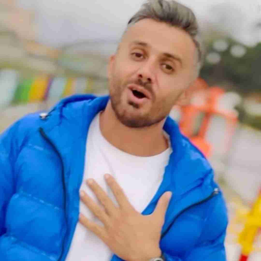 ابی عالی اگه سخت نیه تره نیمه ی جان من بووش