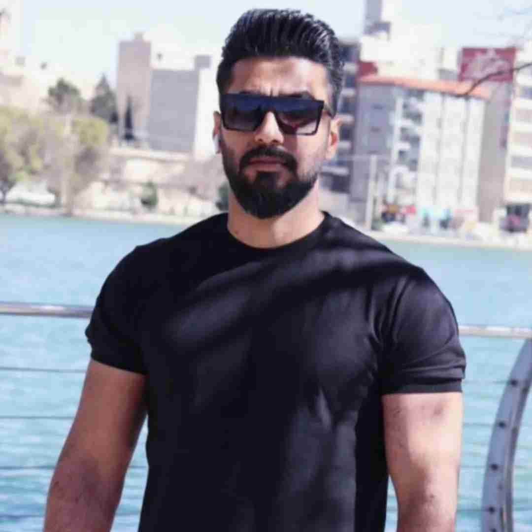 حامد حسن پور تاوان