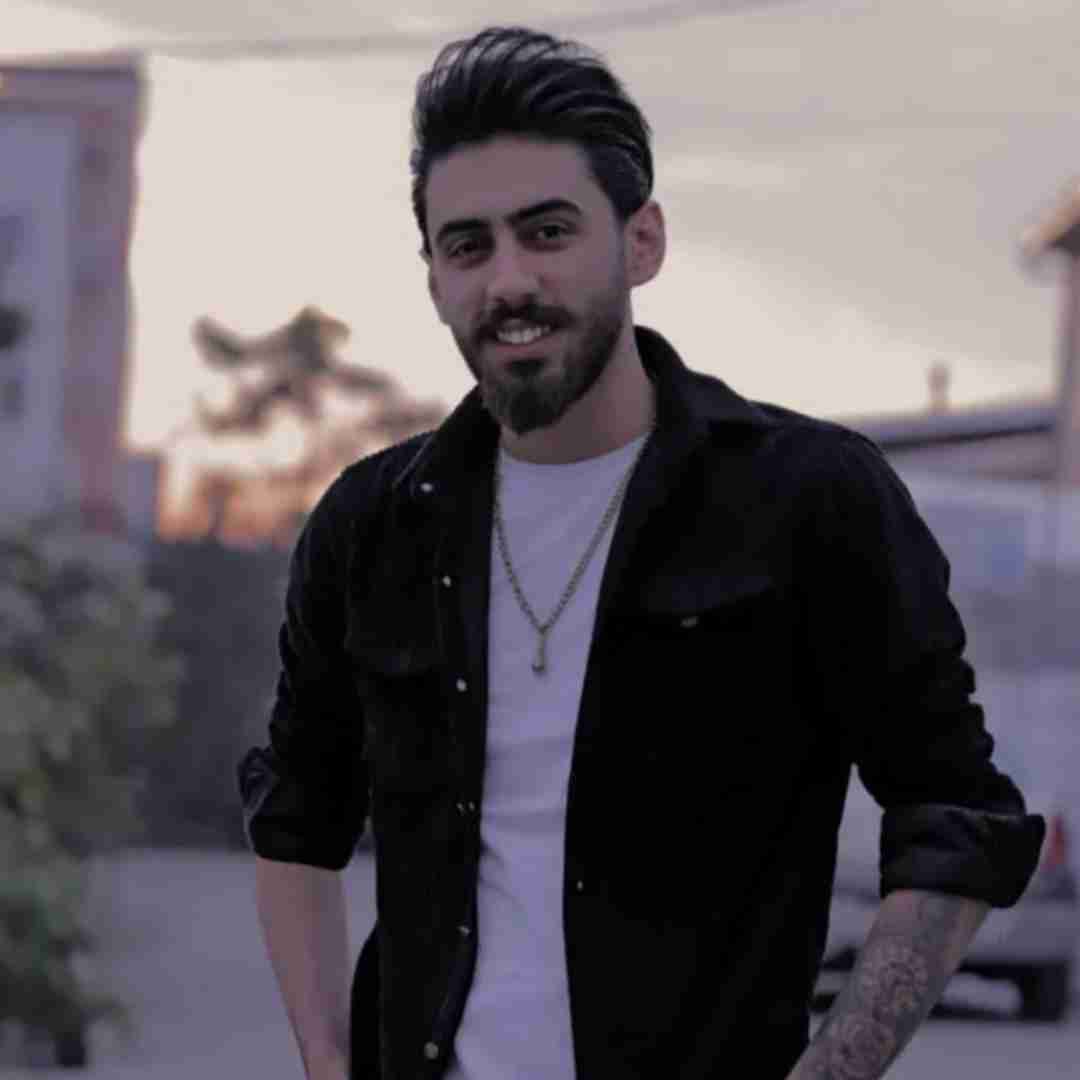 جواد امانی ته صورتی لباس دور بگردم عزیز داینی