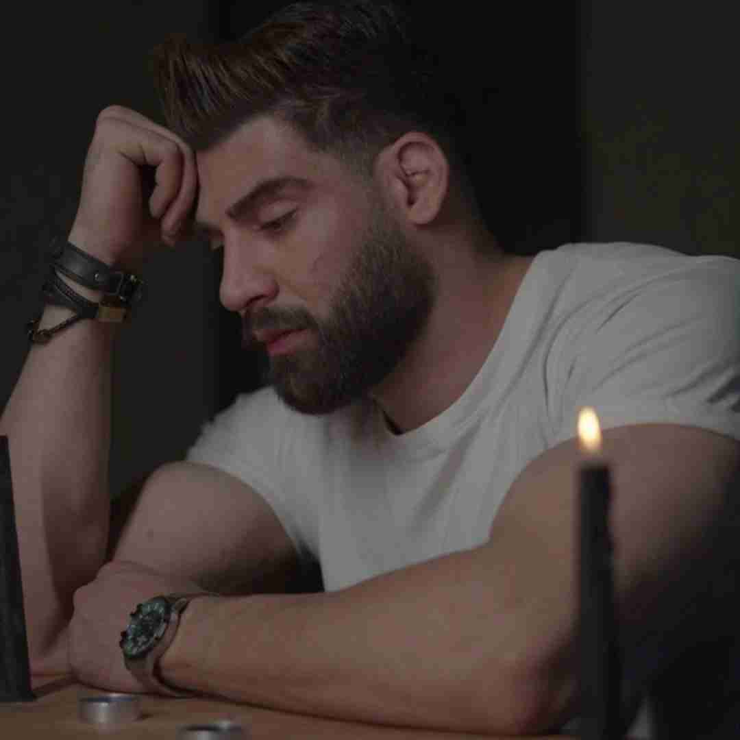 محمد محرمی بخون غزل خداحافظی کوتاه نمیام من این سری و