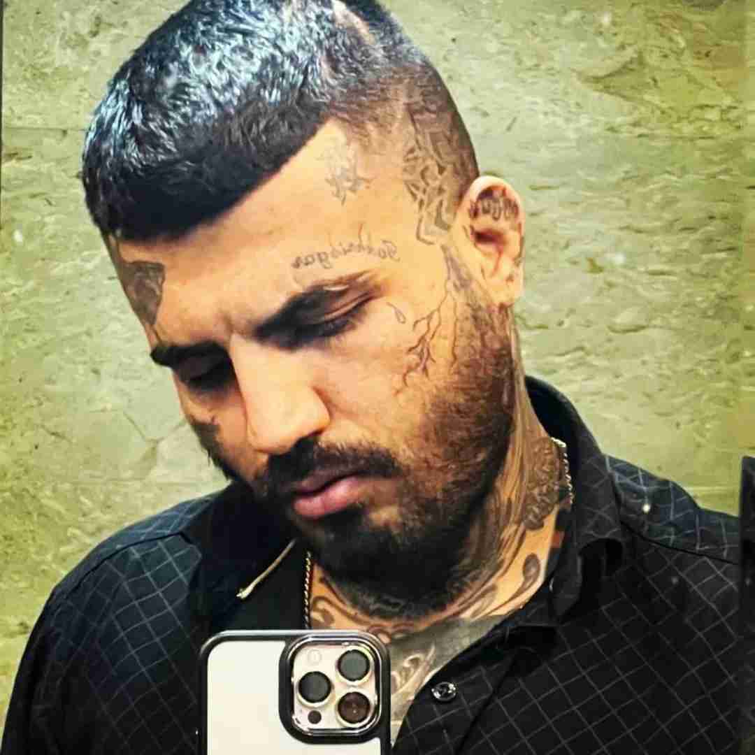 مهدیار خیلی بی معرفتی و آماتور از دید من ندیدی کاراتو