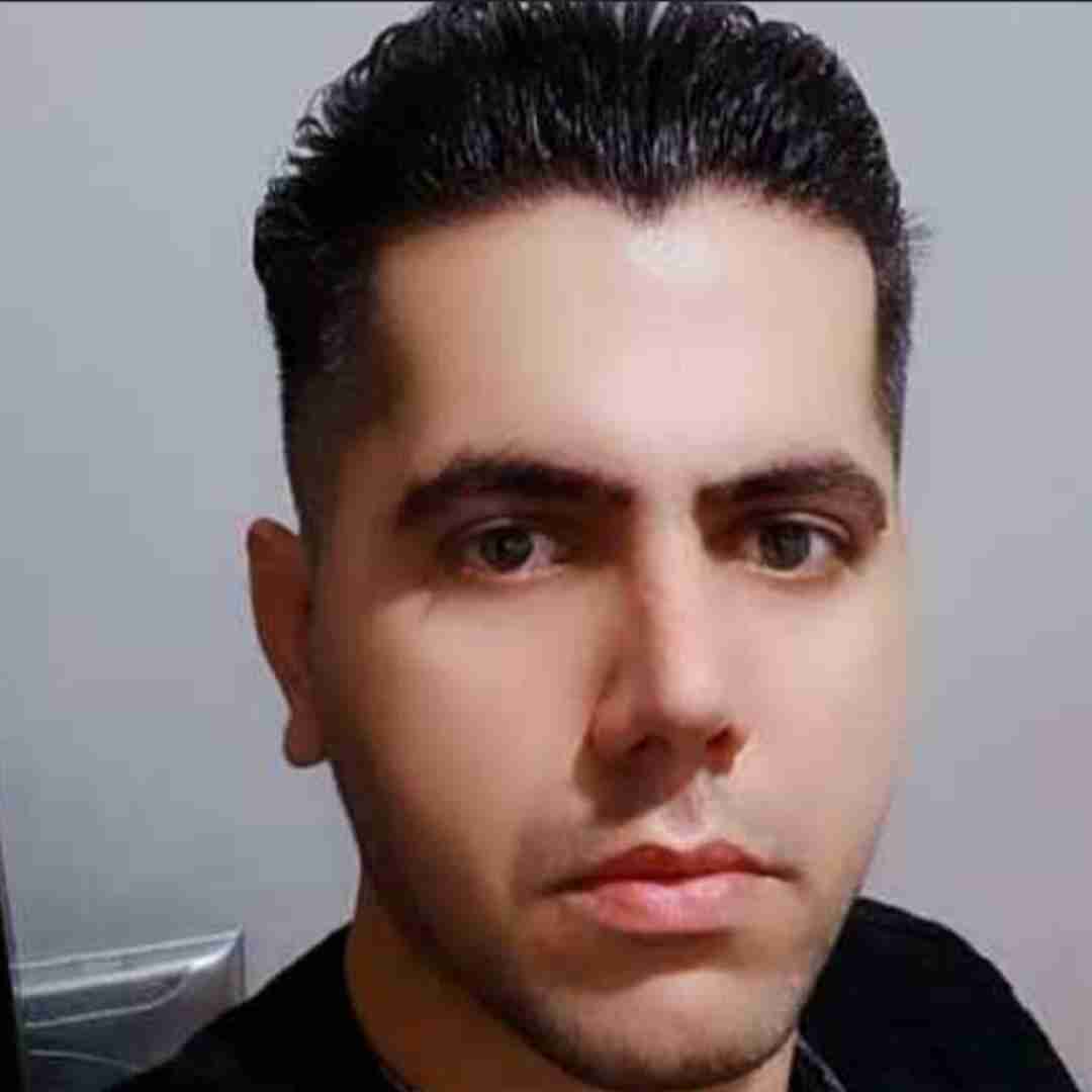 حمیدرضا کیهانی دور کسی خط کیشای که خط قرمزی بید