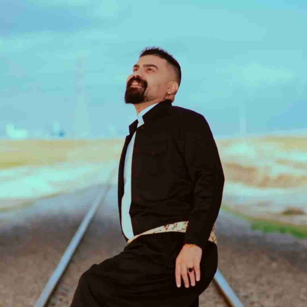 فرهاد جهانگیری یکو یک بوده یک گشت عشقیل ویک رسین