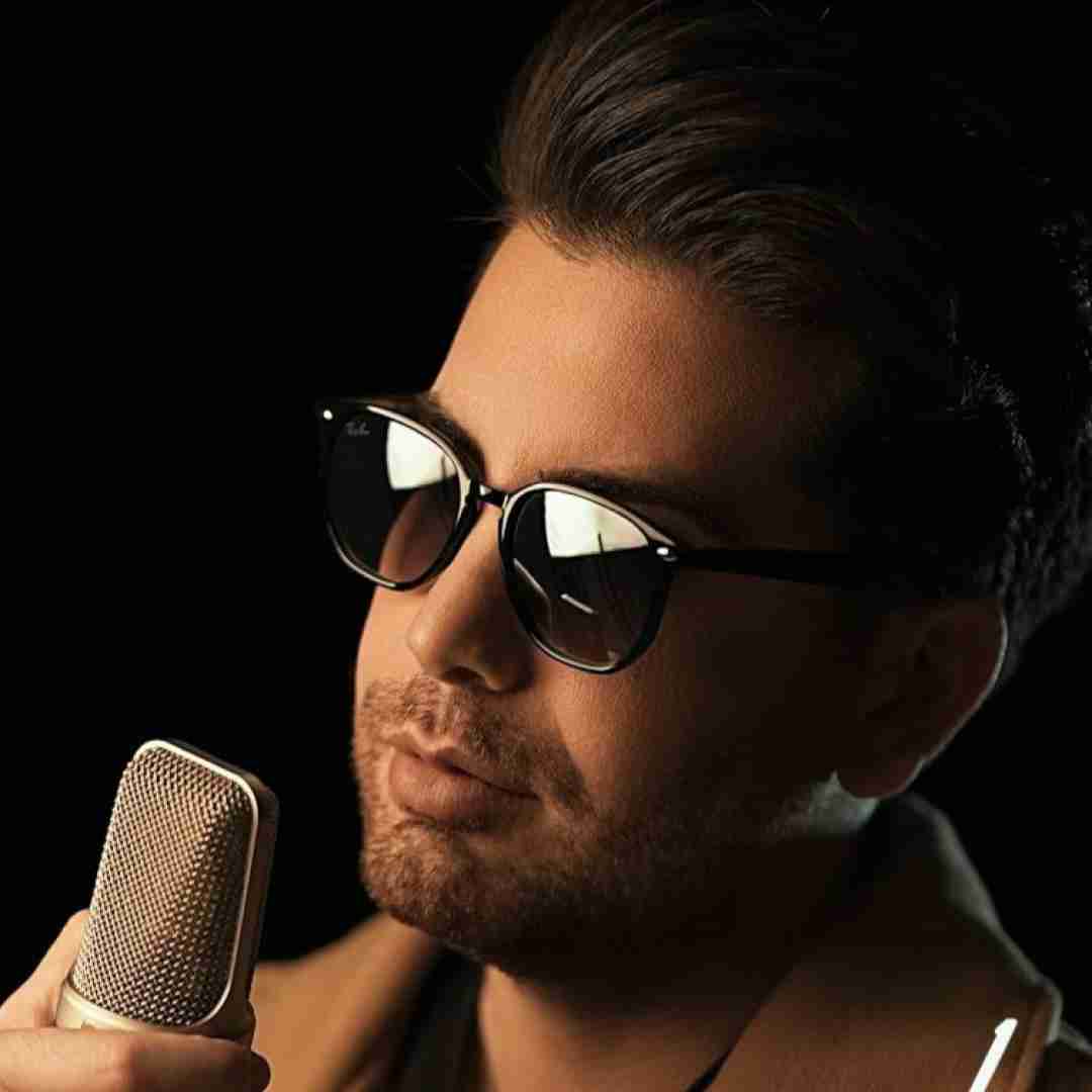 فرشاد آزادی یادمه هر روز هرشو داد و قال