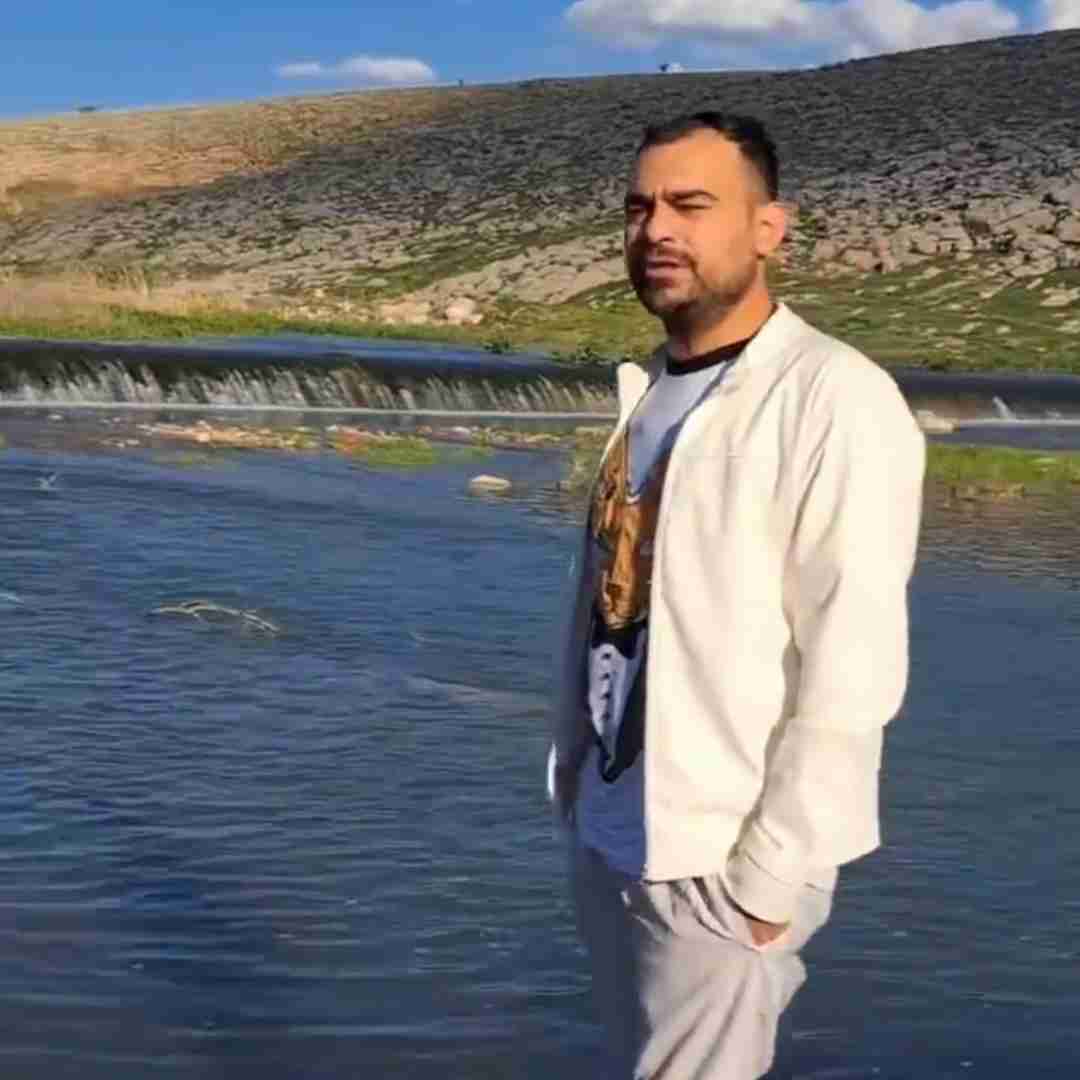 روح الله کرمی چوب خط تنیایم پره اگر بچی دق کم ویرم