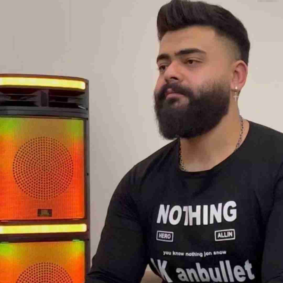 علیراد زیر کلی فشار میکنه بدنم درد