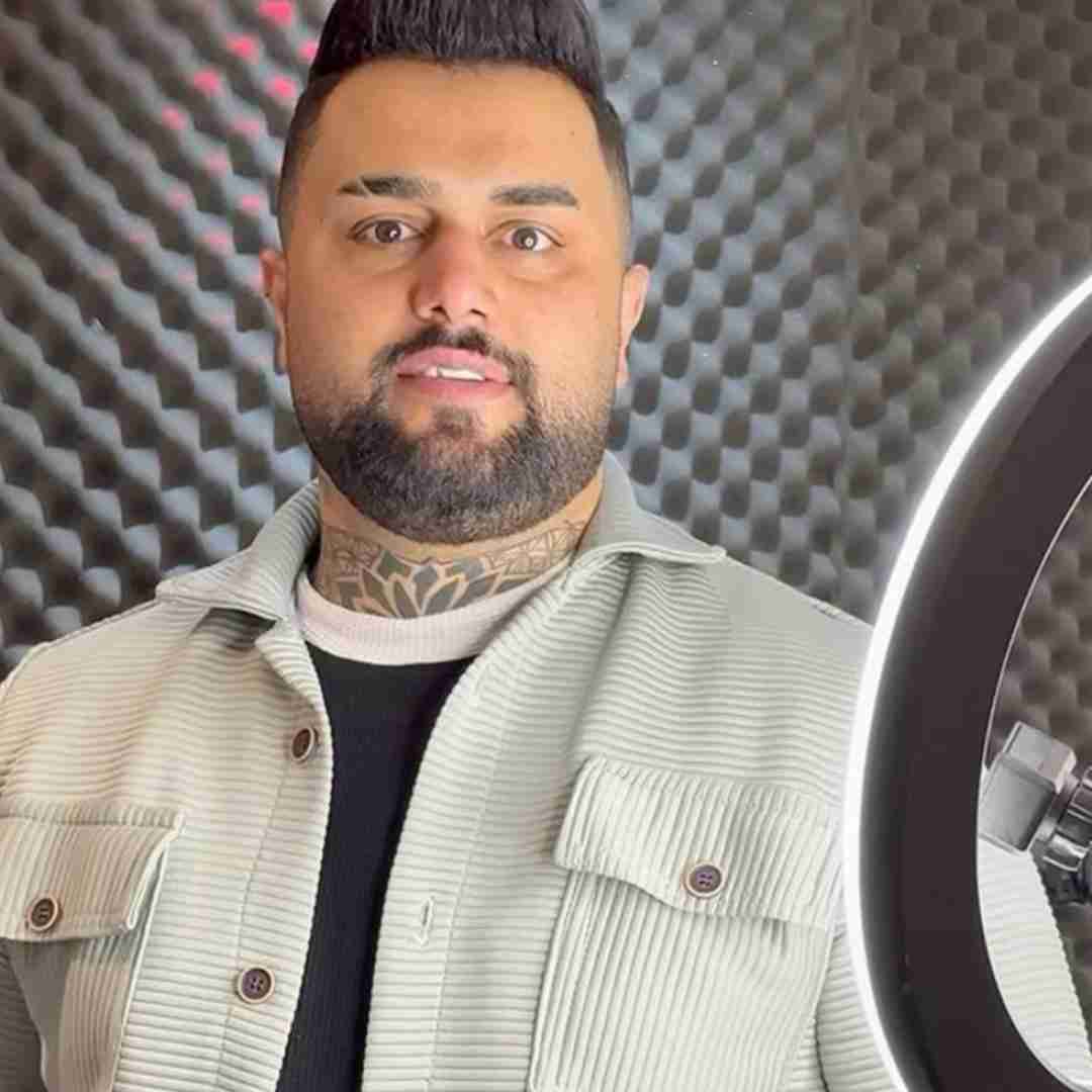 بهنام حسن زاده همین پیک های اول می سر گیج