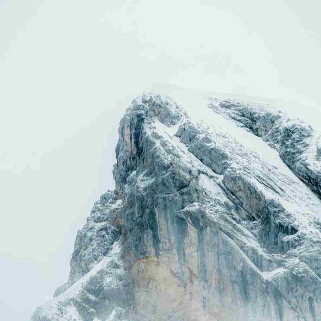 بی خبر از هم دگر آسوده خوابیدن چه سود با صدای دختر اینستایی