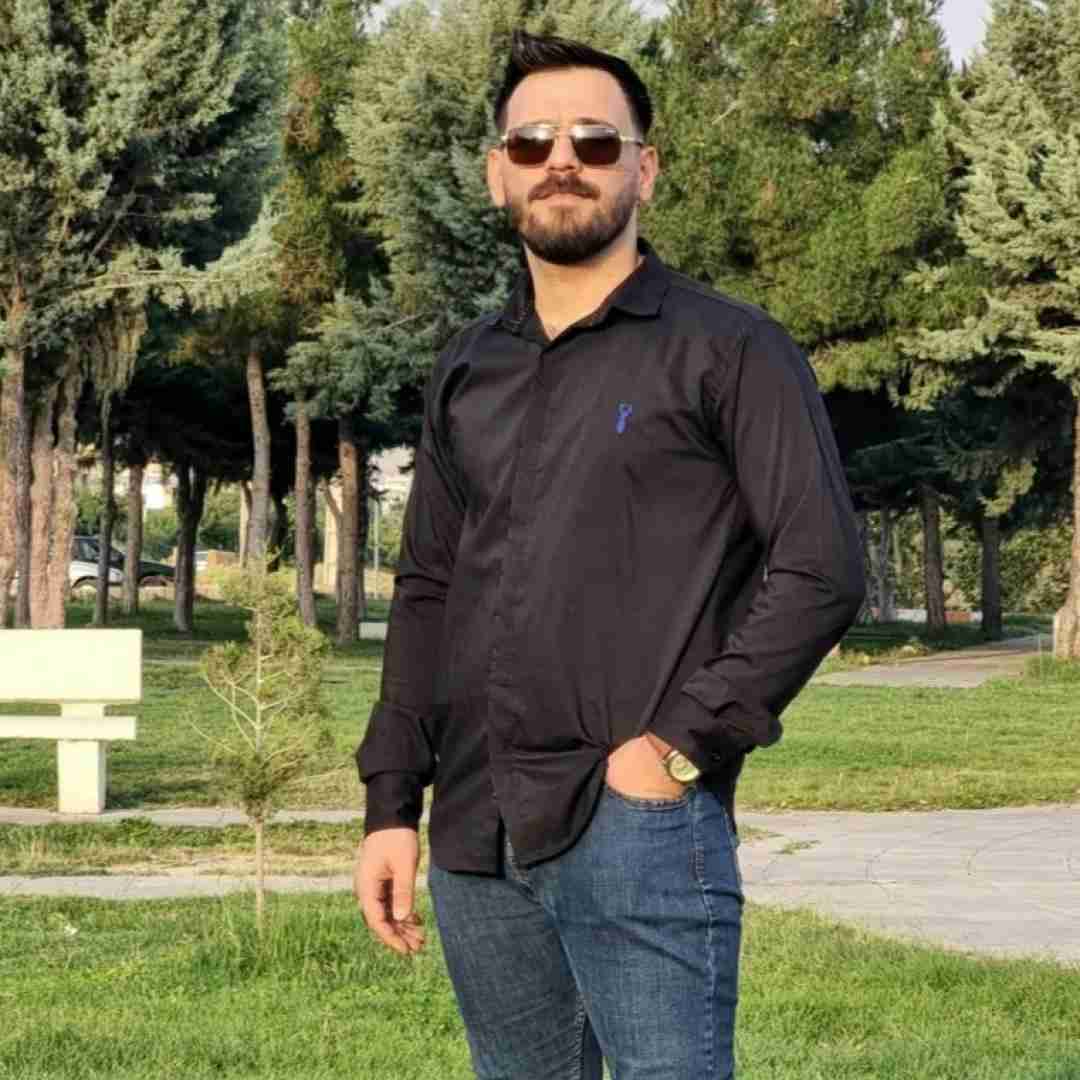 رضا سگوند قاصد