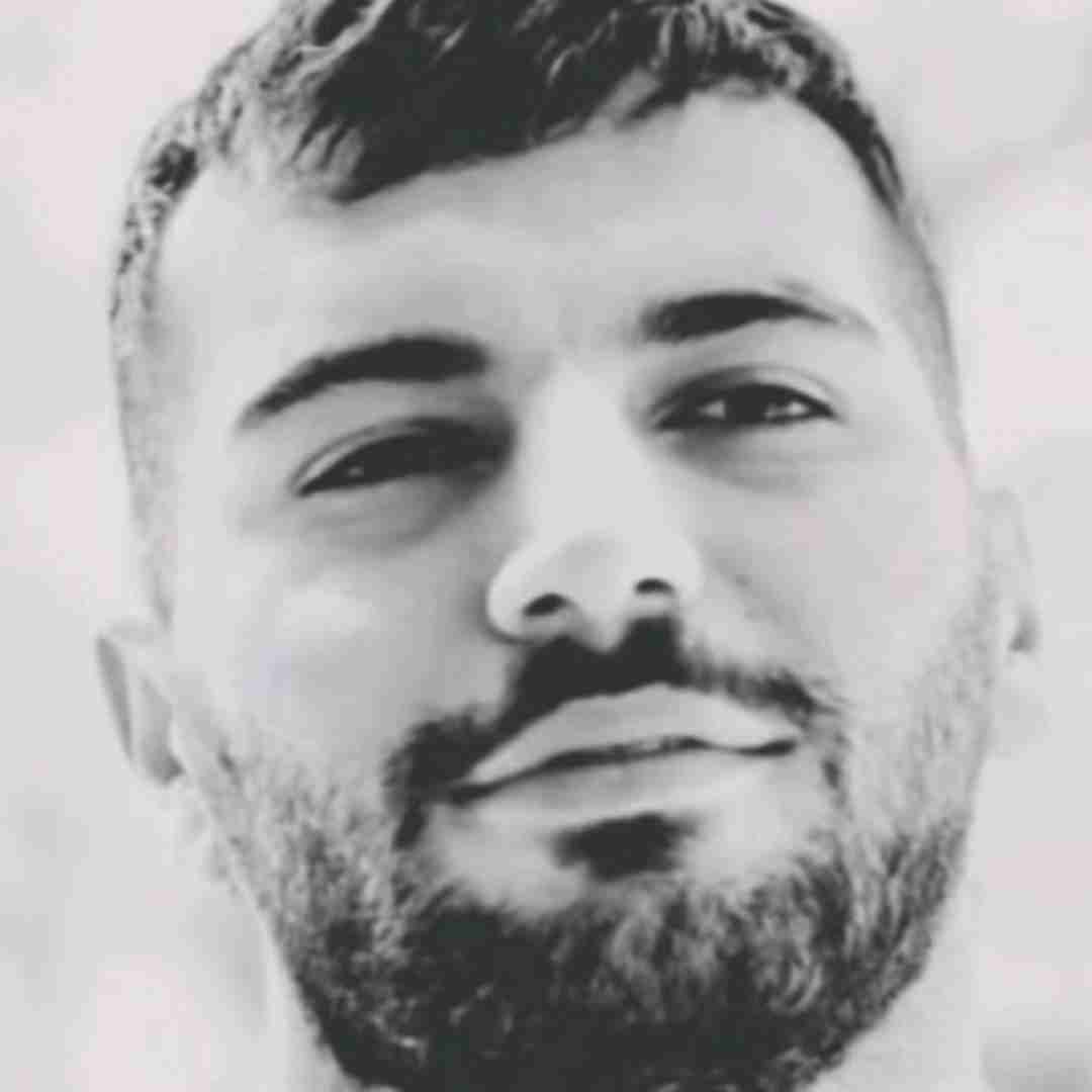 کیوان به عشقگت بگو شاه کش آمادست