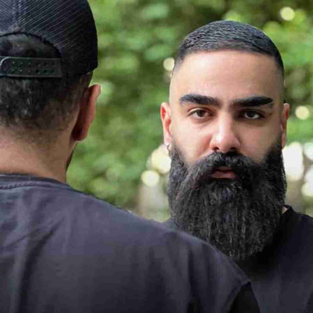 علی میر عجب حال و هوایه انگار همین حوالیه
