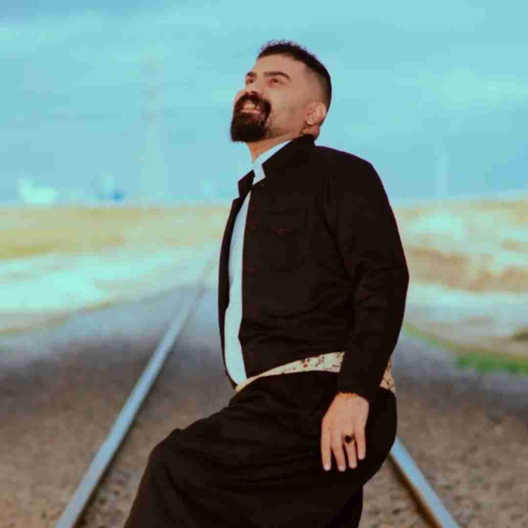 فرهاد جهانگیری شر دنیا خورد به دسم رو او چشای تو
