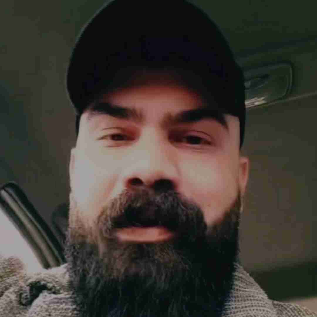 فرهاد جهانگیری بکش تیر خلاصم کو ایی ماشه ای تو خالی کو