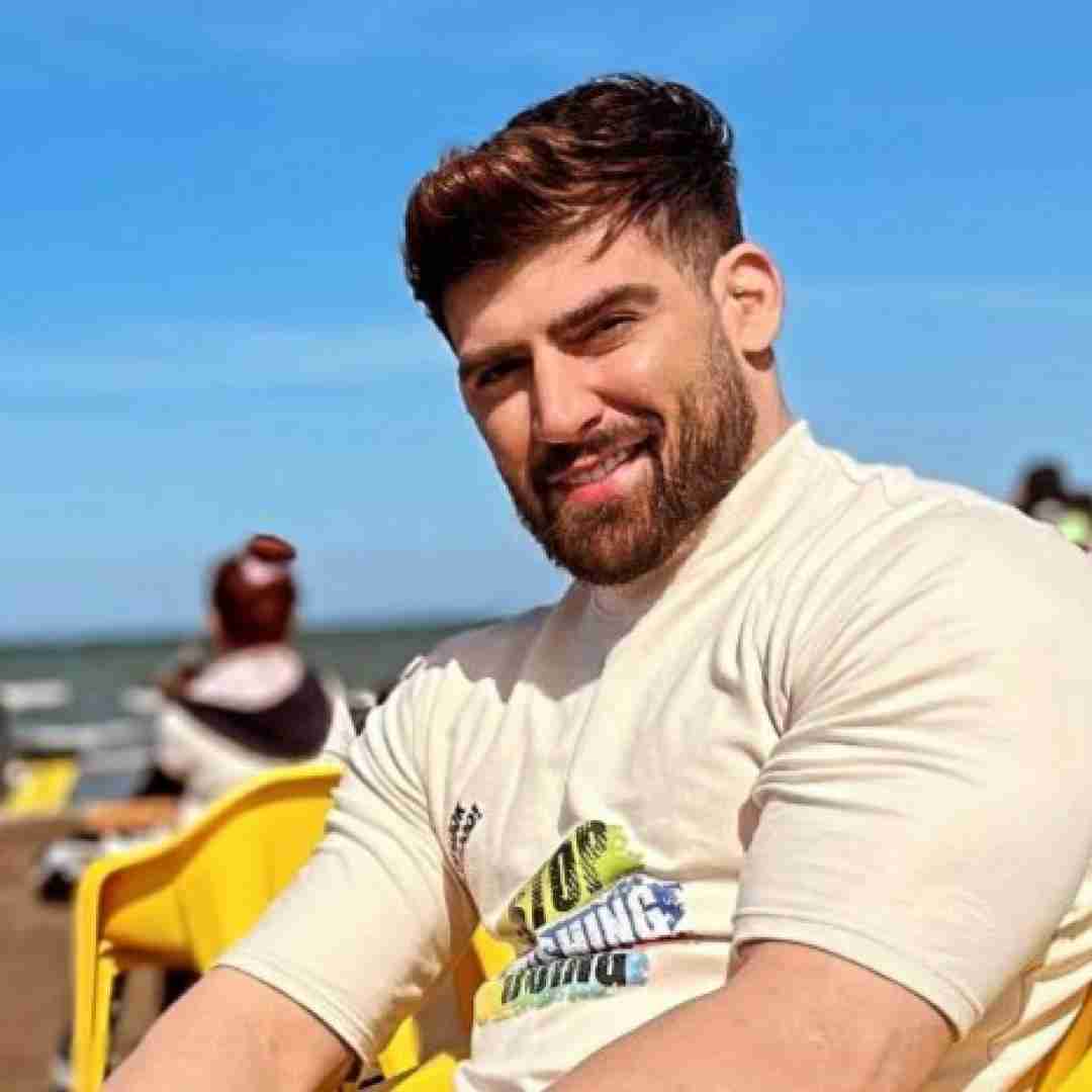 محمد محرمی شک ندارم که تورو یهو خدا رسوند به دادم