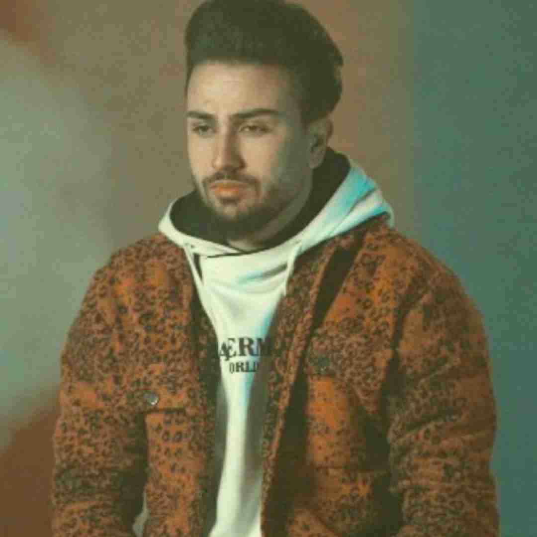 سالار صفرزاده مگه من آدمتم هرجور دلت خواست باهام تا بکنی