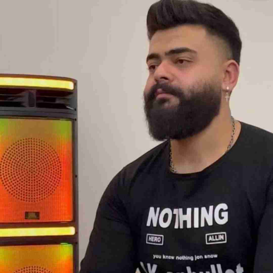 علیراد اخم نکن که میریزم بهم برام مهم نی