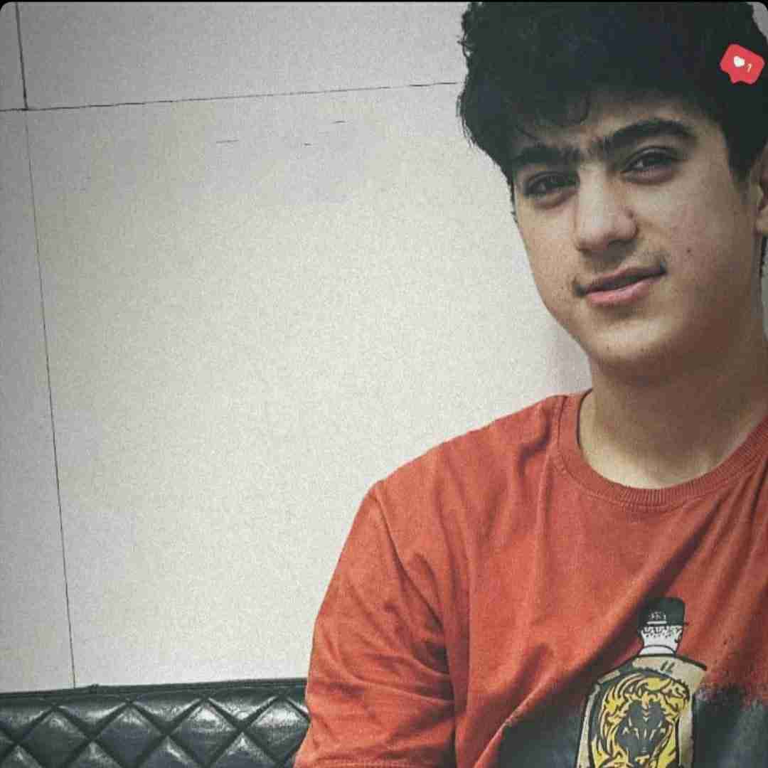 اشکان گراوند خط خطی