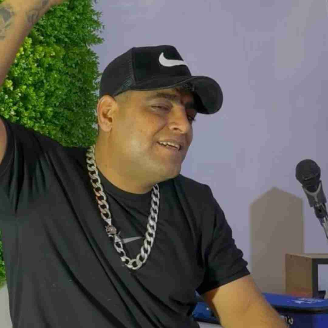فرشاد مرادی نماما