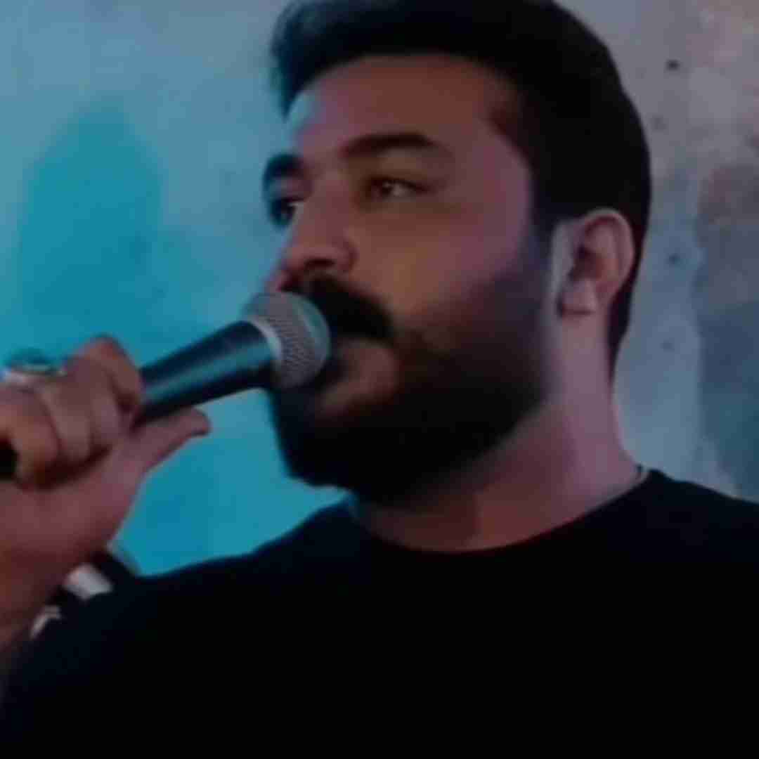 رضا کرمی تارا و وختی تنیام هیشتی گشتی جنگه ناو سرم