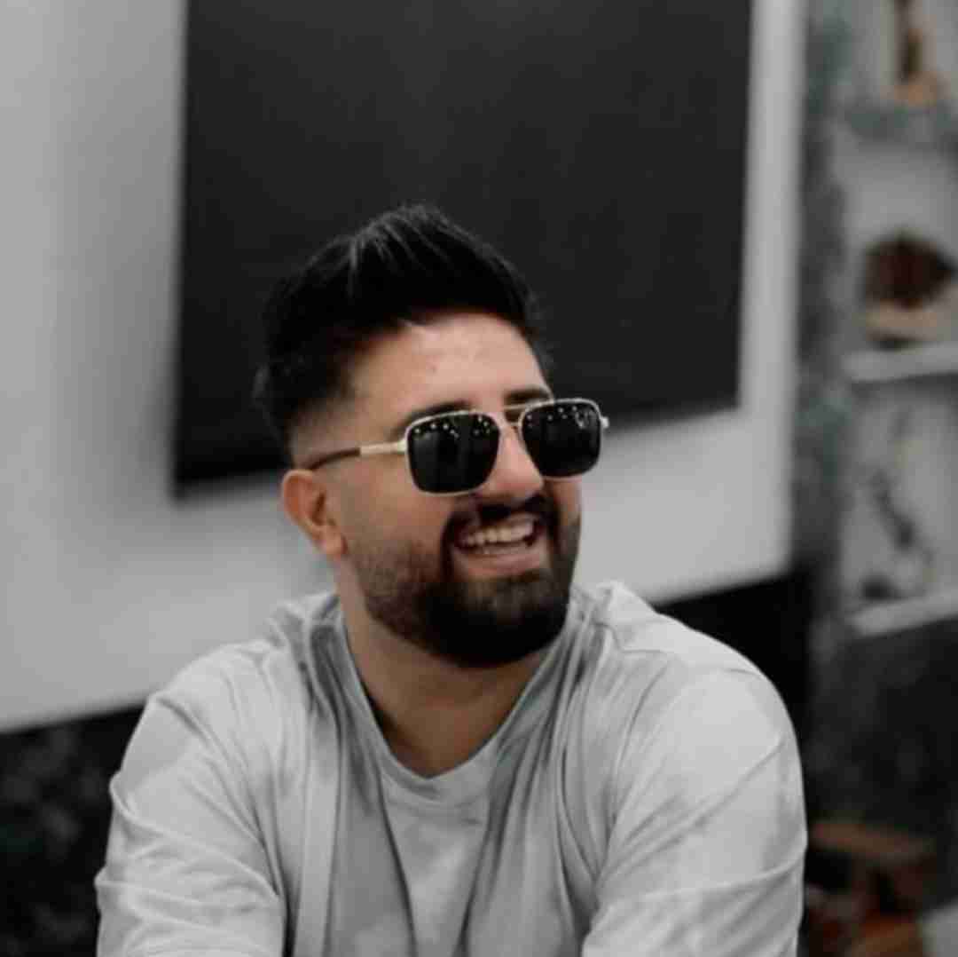 علی حمیدی نامسلمون