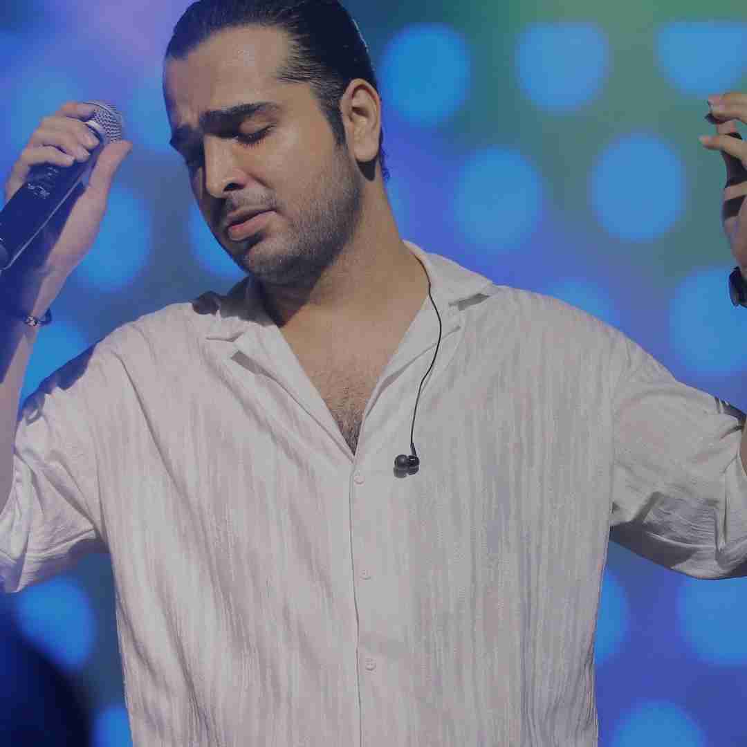 فرزاد فرخ شب من با تو زیبا میشود دل من با تو شیدا