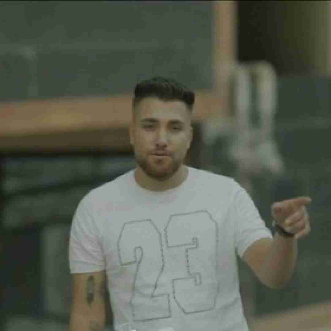 حامد سنجابی ویرانه