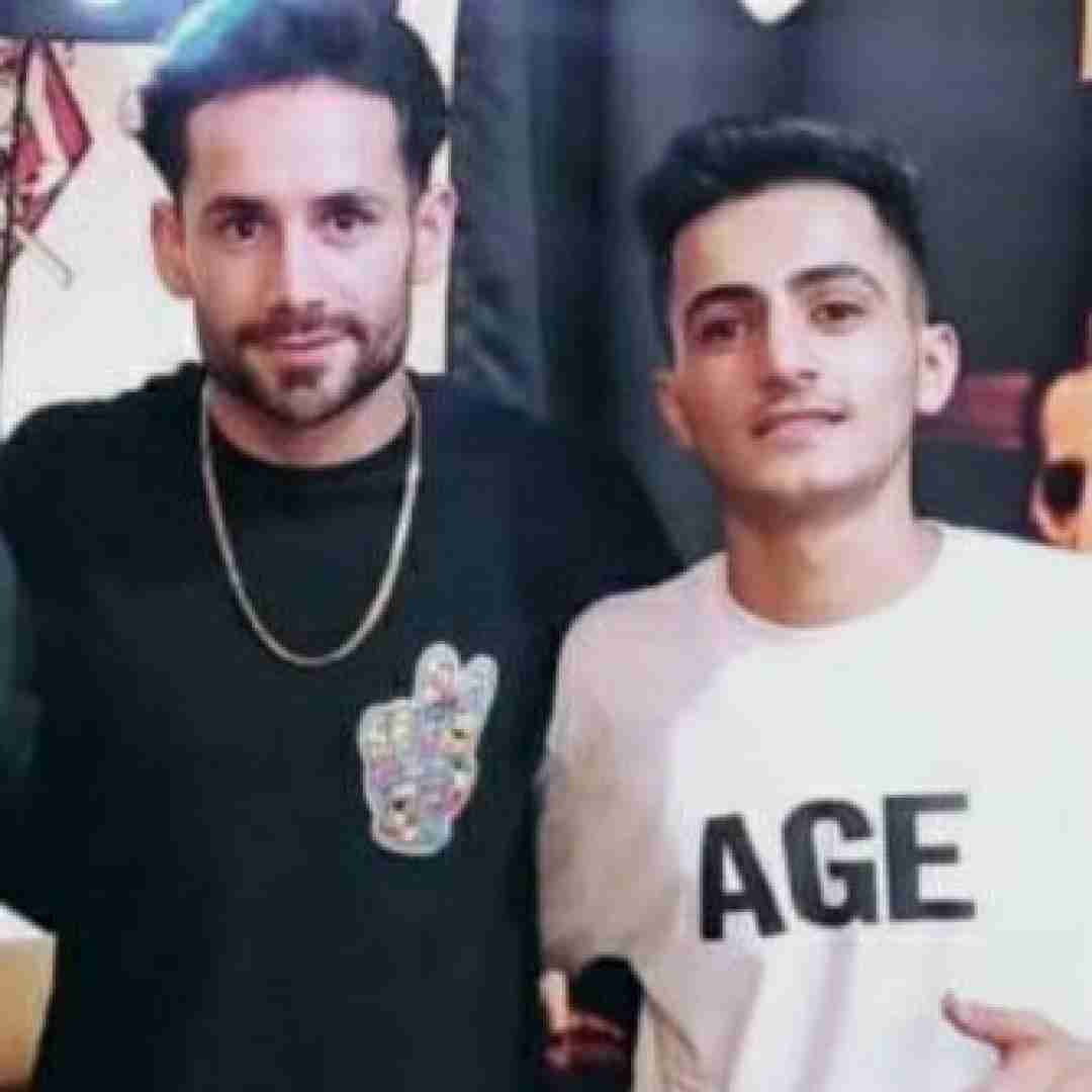 مهدی مولاد اقره که غرق تونم ماهی غرق دریا نیه
