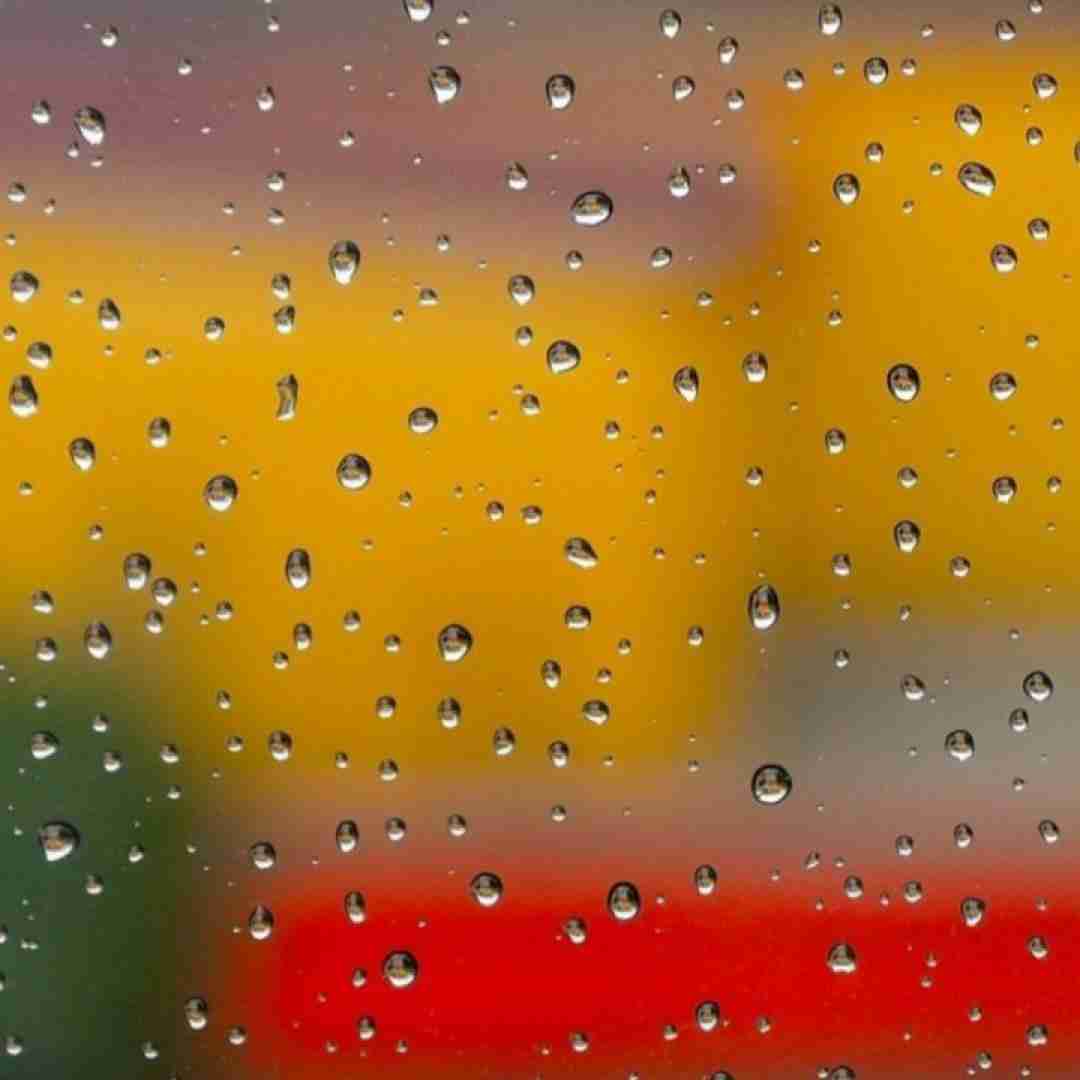 روزا میگذره دونه دونه میره عمر من میسوزه با صدای دختر