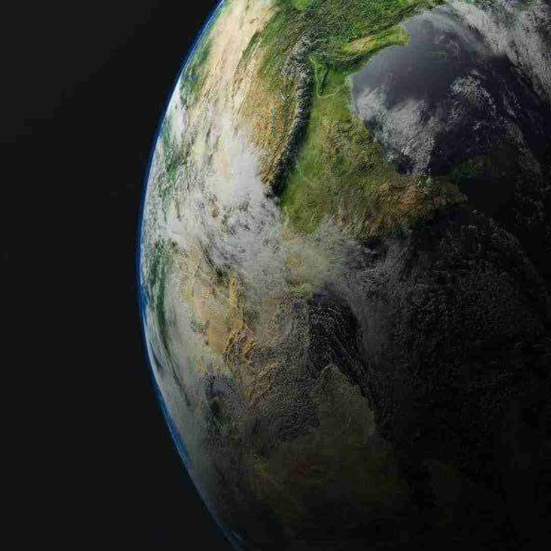 رسیدم خونه مست هر شب از قلبم نپرس که بد خستست