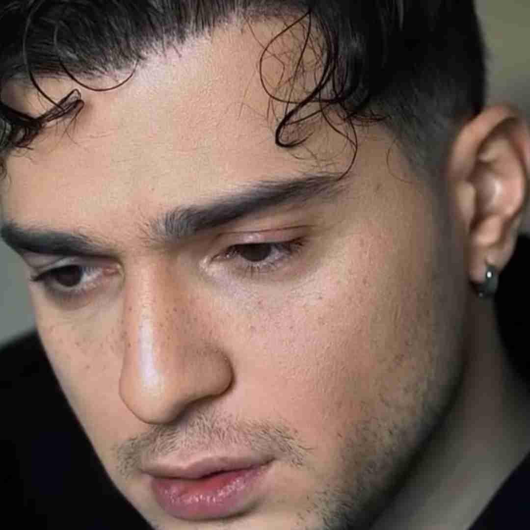 علی نواب ديگه نخنديد دلم کسی مثلت بهم نچسبید