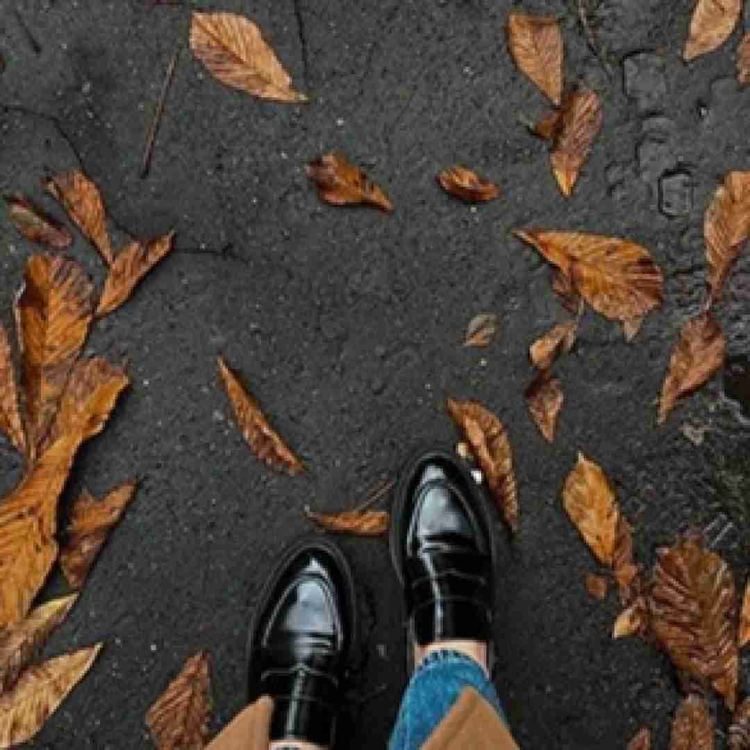 با یه هویت قلابی چقد به این دیوونه قول دادی