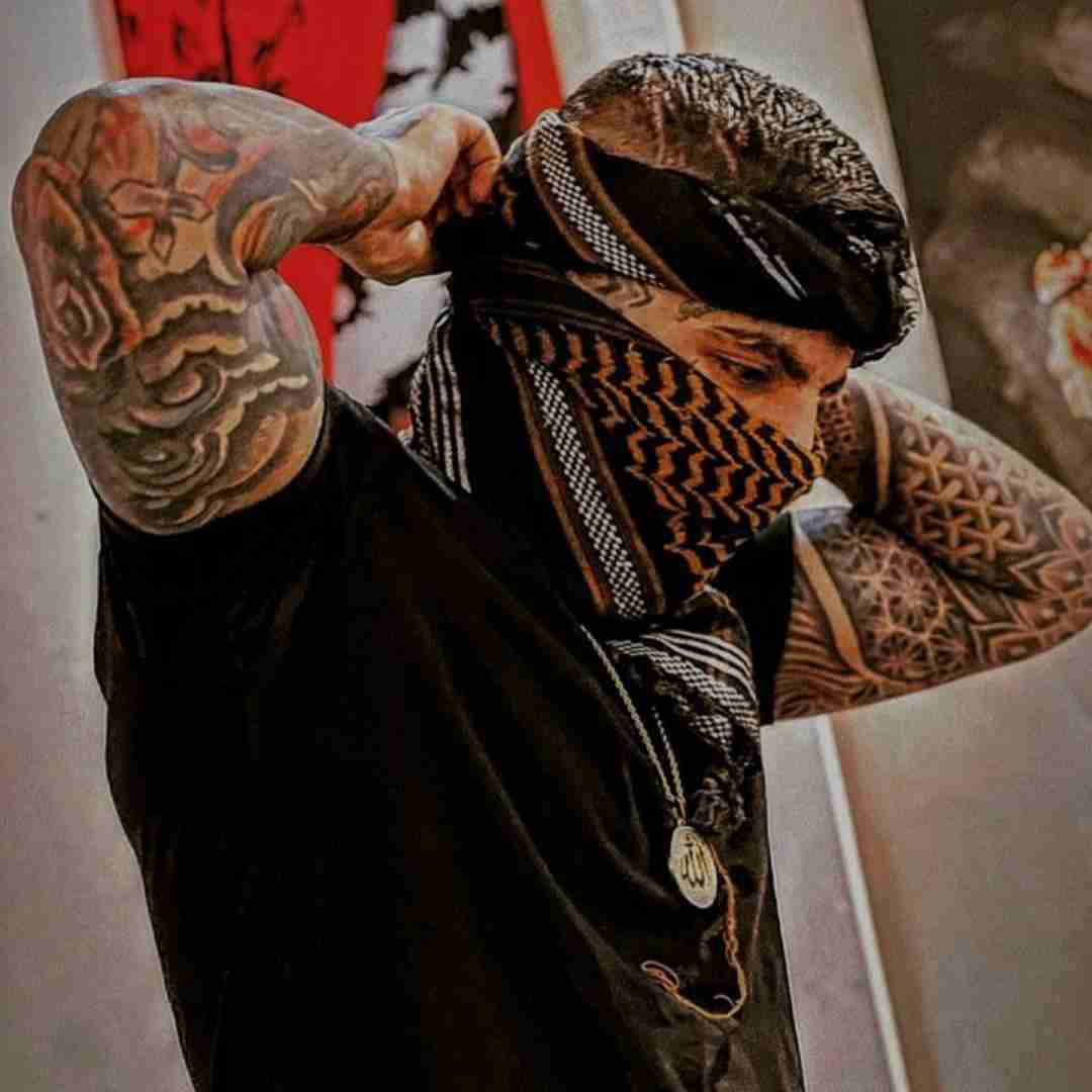 مهدیار درسته گذاشتی رفتی یهو از سنگ شدی