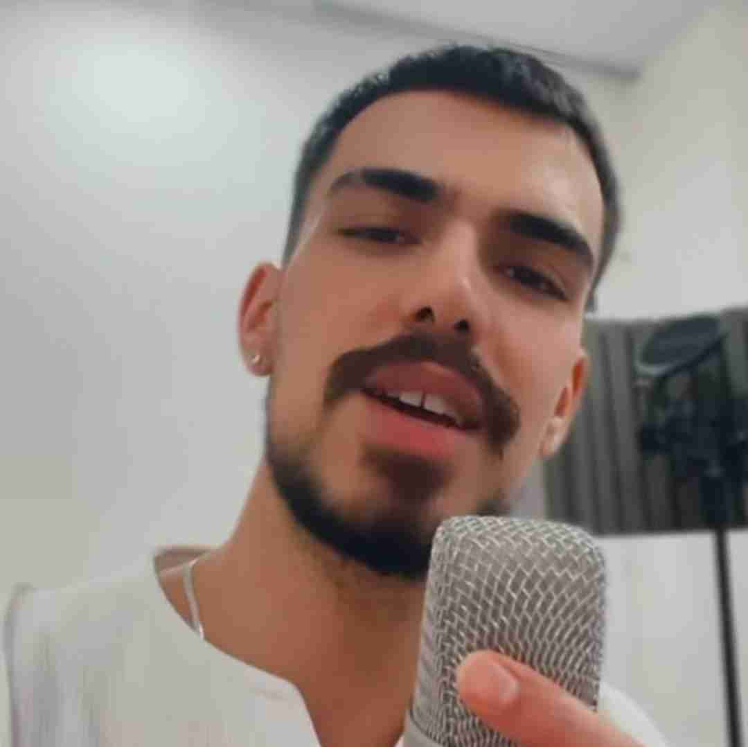 الجان یکی باشه نگات کنه قلبت جا به جا شه