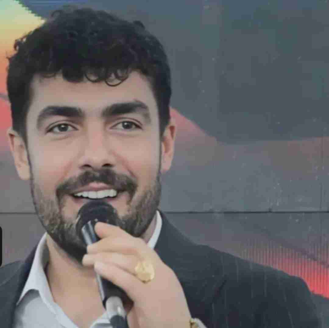 فرشید حکمتی جومه زرد